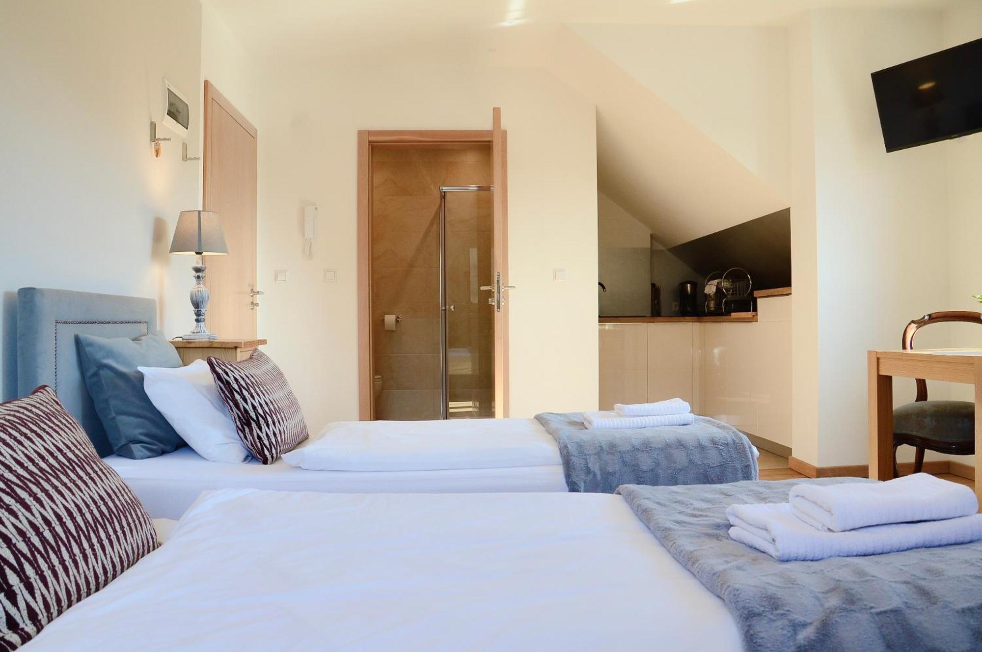 Niedźwiedź Apartamenty Agroturystyczne Papiernia מראה חיצוני תמונה